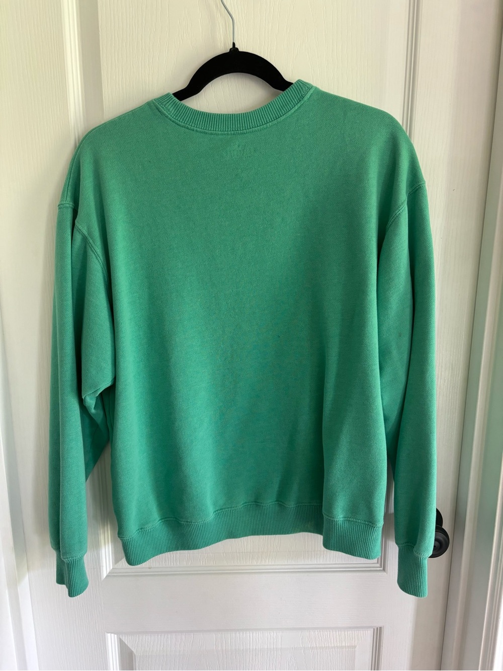 Hollister Saint Lucia Green Crewneck Sweatshirt - Picture 3 of 3